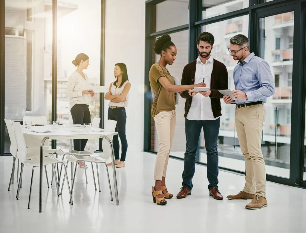 Enterprise knowledge management system for business collaboration, information sharing, organizational learning, and digital workplace productivity