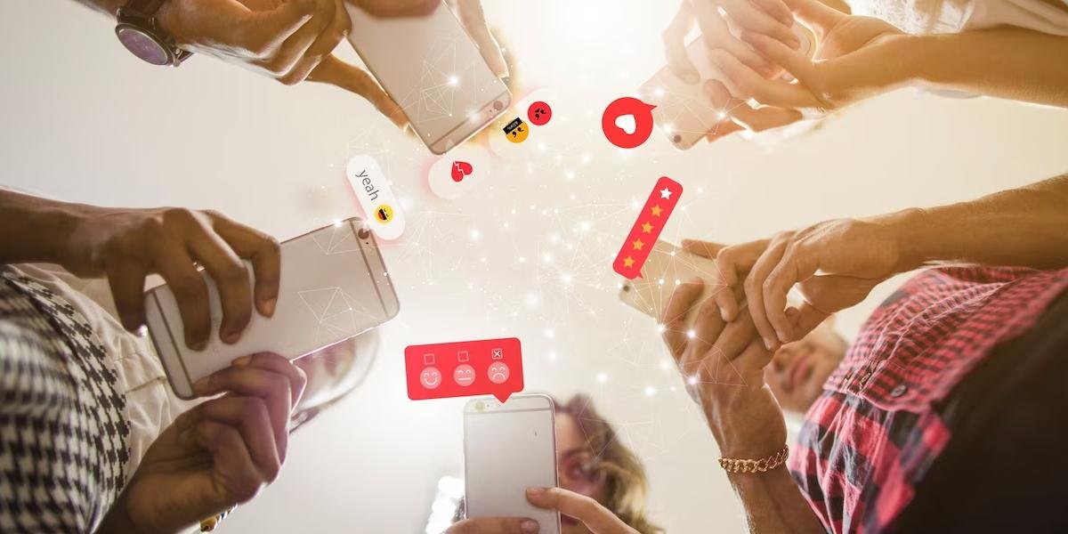 Omnichannel customer engagement platform enabling digital communication, customer interaction management, personalized experiences, and audience engagement