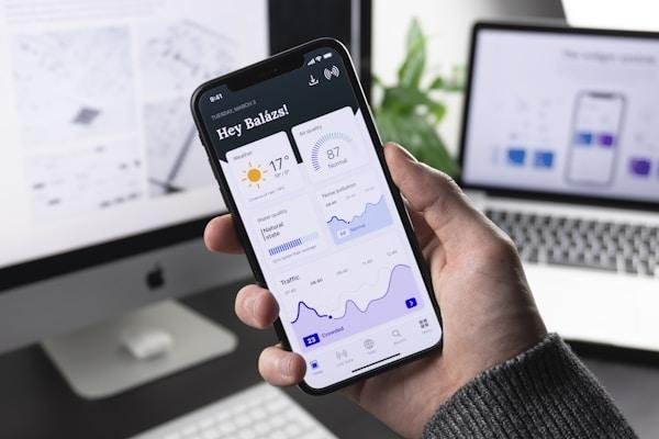 Enterprise mobile workforce application for field service management, employee tracking, task scheduling, and operational productivity